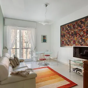 https://wide-modern-apt-close-to-china-town-sempione-area.italymilanhotels.net