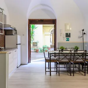 Apartamento Via Di Torre Argentina, Roma